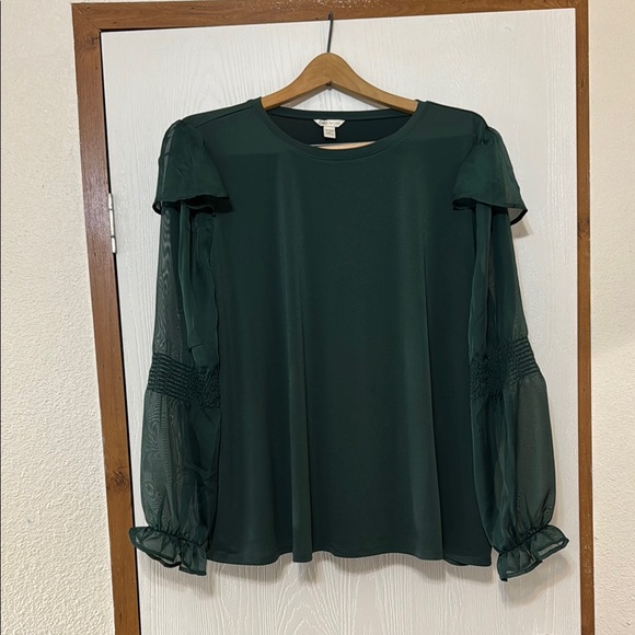 Cato Forest Green Blouse with Ruffled Sleeves - Picture 5 of 7